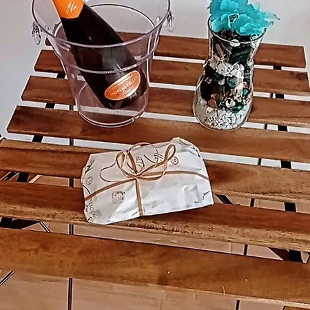 Bed and Breakfast Volare Mare Fuori