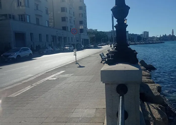 Bed & Breakfast Volare Mare Fuori 4*